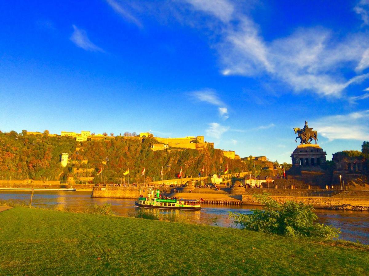 Haus Am Ufer Mit Rheinpanoramablick Διαμέρισμα Κόμπλεντς Εξωτερικό φωτογραφία