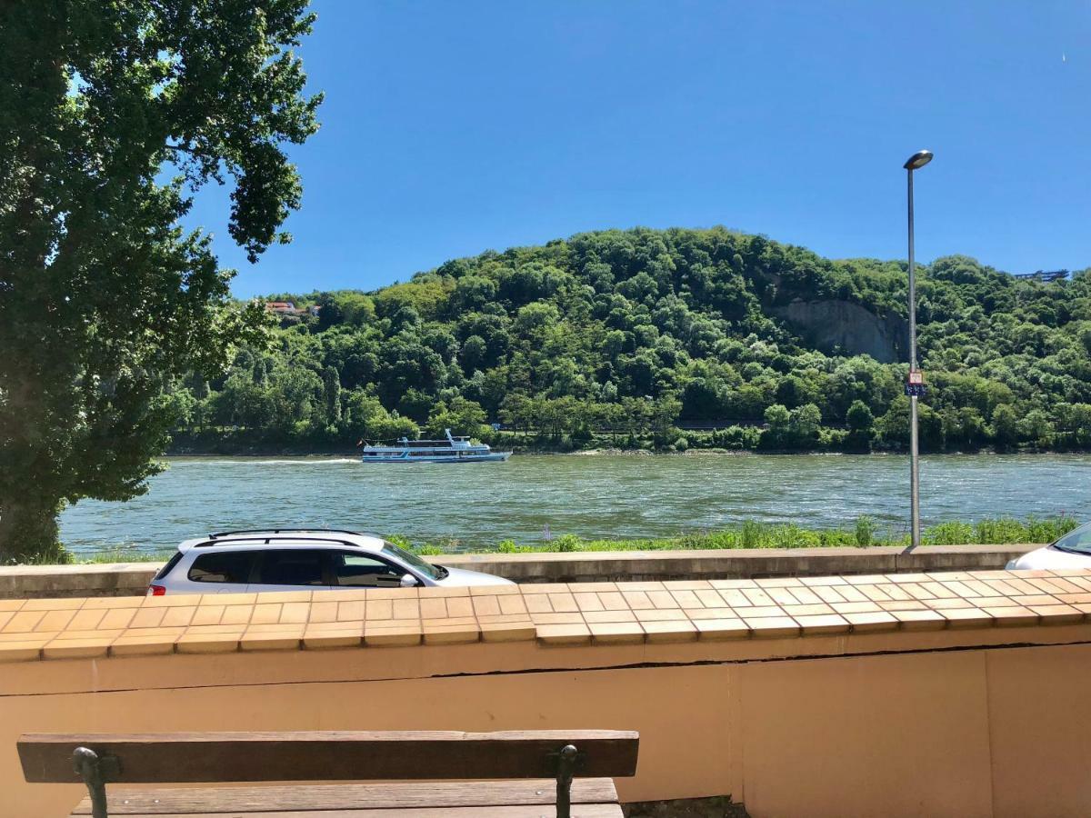 Haus Am Ufer Mit Rheinpanoramablick Διαμέρισμα Κόμπλεντς Εξωτερικό φωτογραφία